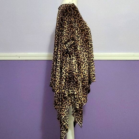 Leopard Print Boho Slinky Oversized Flowy Poncho - Picture 4 of 6